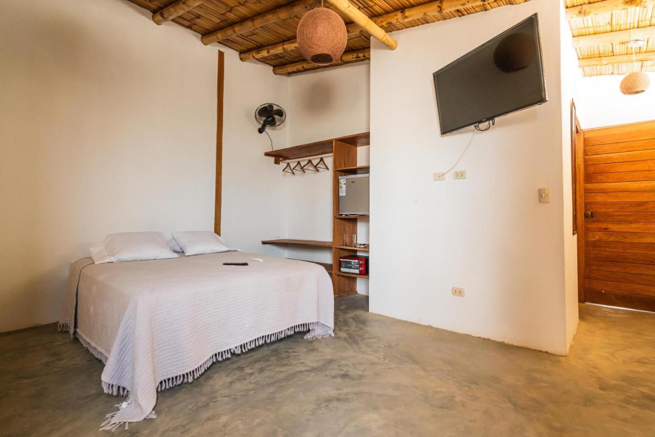 Vistazul Hotel Vichayito Kültér fotó